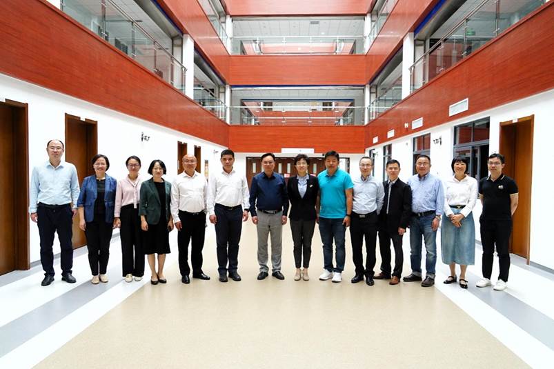 数字经济方向人才培养与团队建设专家研讨会成功召开