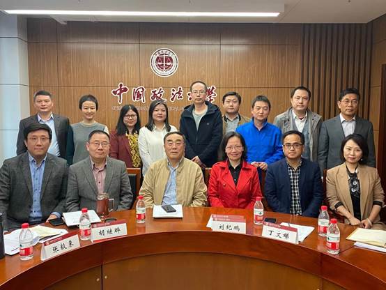 英国365集团网站员工理事会第三次常务理事会议圆满结束