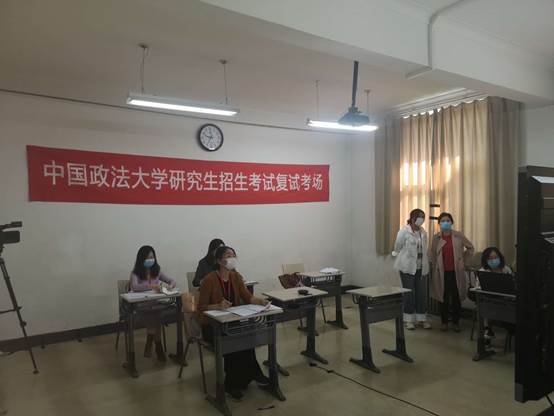 英国365集团网站研究生招生第一志愿考生复试报到及资格审查顺利进行