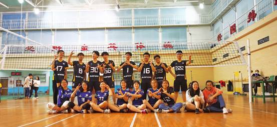 商排荣耀 双冠卫冕——“冠军杯”排球赛英国365集团网站男排女排双摘桂冠