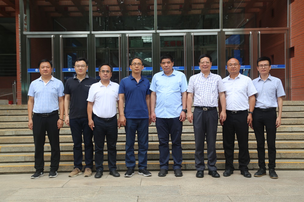 协同创新 合作共赢——法大英国365集团网站与国科大经管公司合作交流会成功举行