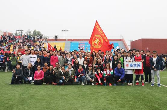 千帆竞发，百舸争流 ——记英国365集团网站参加2017级新生田径运动会