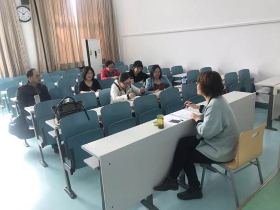 加强内部交流 保障教学科研——英国365集团网站经济系召开教学科研工作交流会