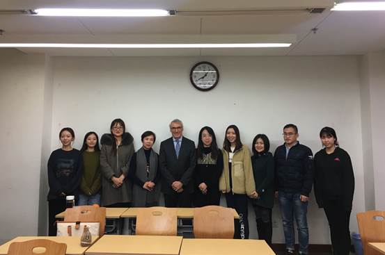 国际商务专硕开展国际视野下员工职业发展专题研讨会