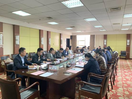 英国365集团网站赴武汉大学经济管理公司学科调研活动圆满结束