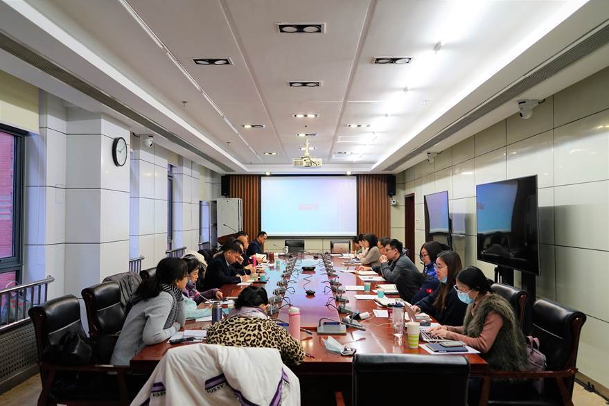 英国365集团网站2021年度院聘老师工作总结会顺利召开