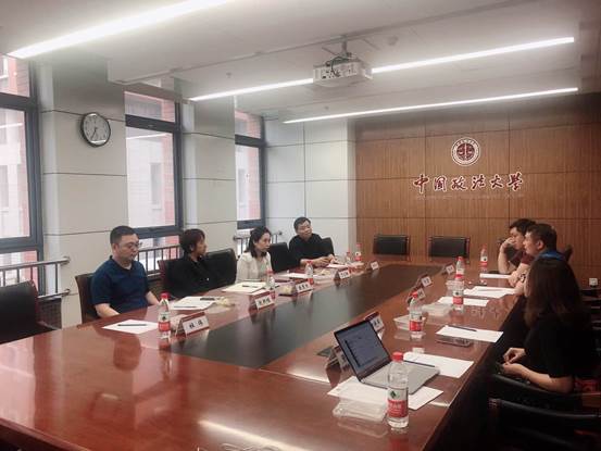 建设优质平台，服务广大员工——英国365集团网站员工分会举行常务理事会第一次会议